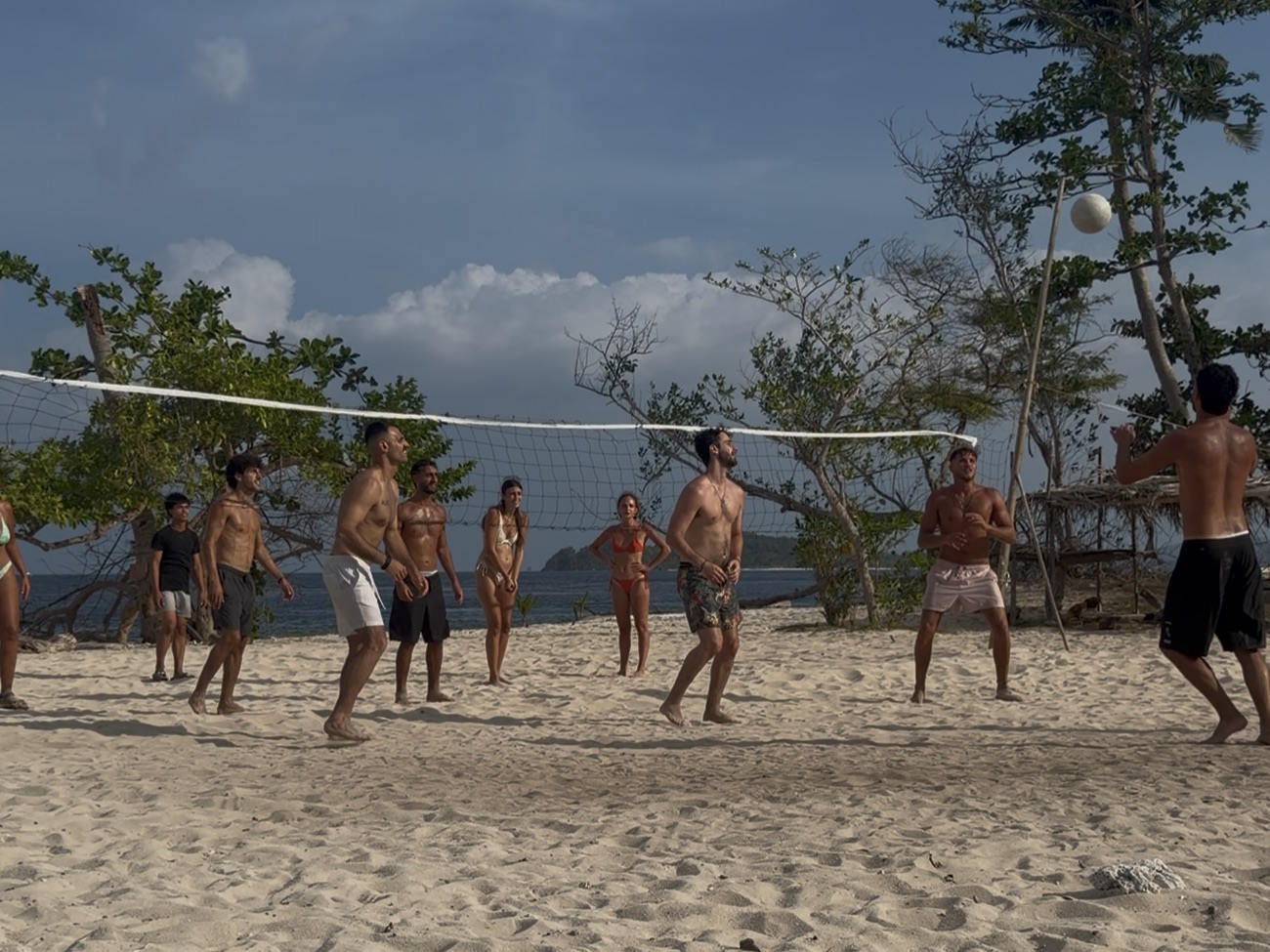 Dibutunay Beach